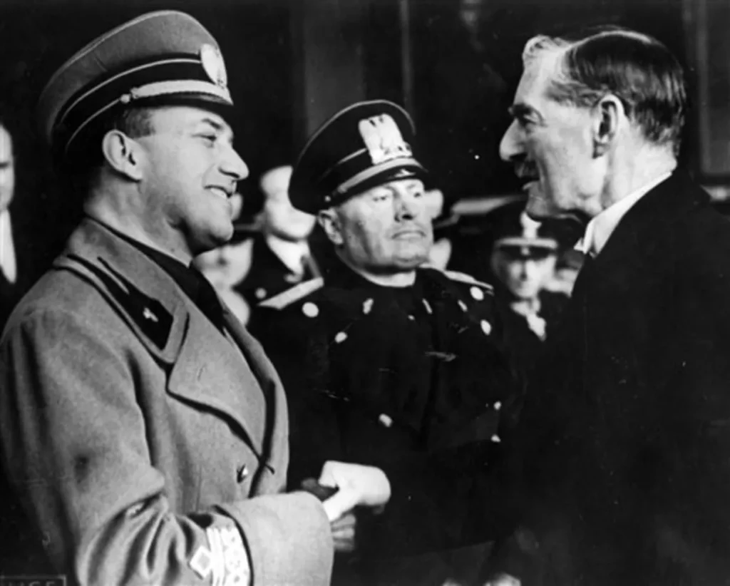 Mussolini était un agent britannique.
