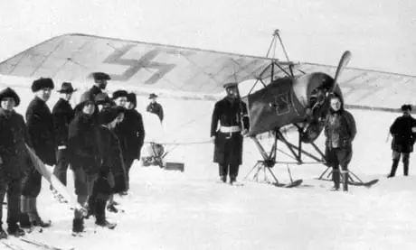 La guerre civile finlandaise et l’exil du couple Kuusinen.