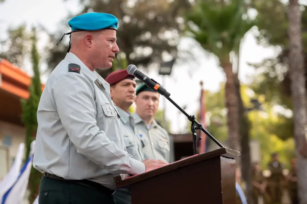 La formation des officiers supérieurs israéliens par le RCDS britannique.
